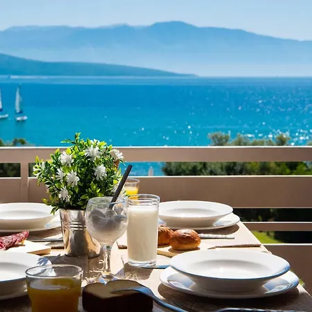 Апартаменты Ifi Sea House Никиана Экстерьер фото